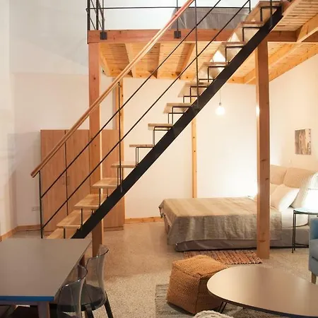 Appartement City Loft 5 *